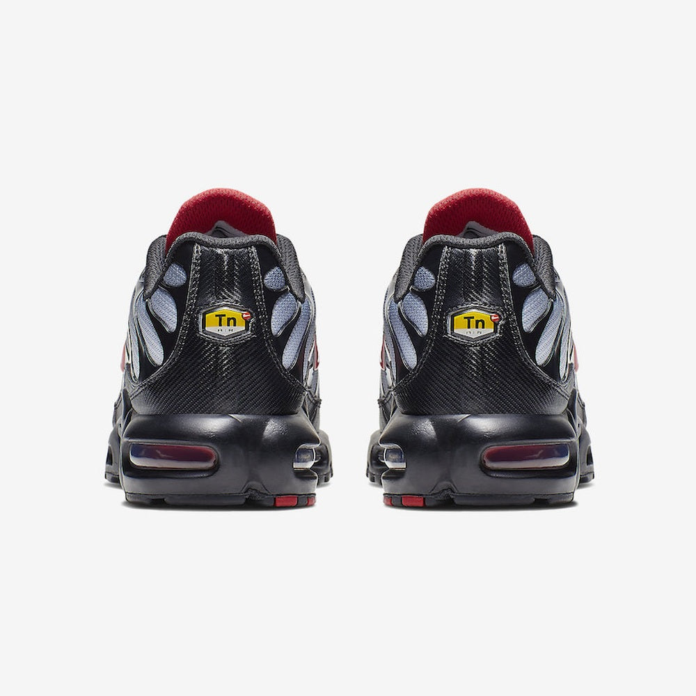 Nike Air Max Plus black gradient red — heel view